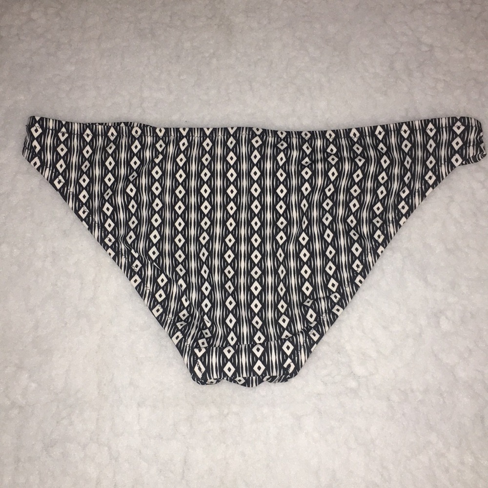Black and white J.crew bikini bottom